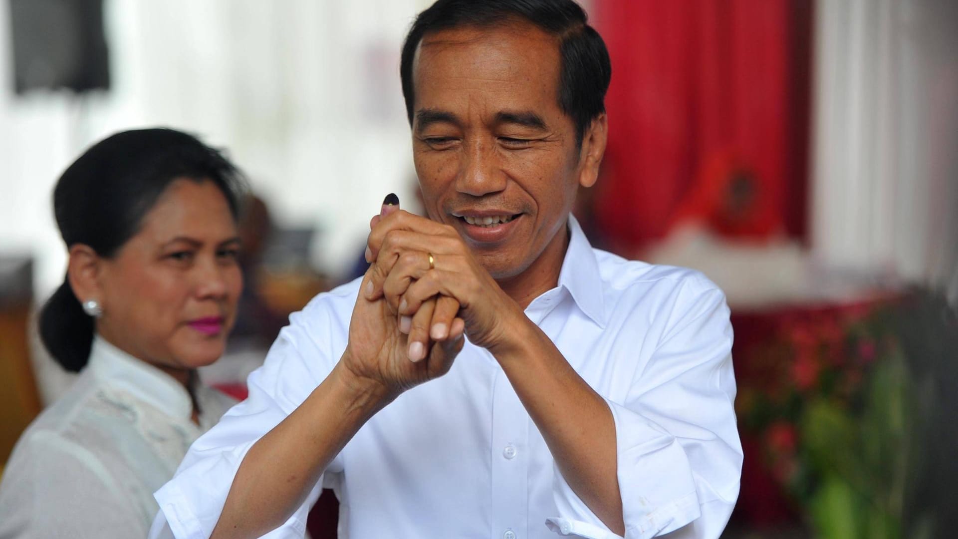 Amtsinhaber Joko Widodo: Der aktuelle Präsident will sich seine Wiederwahl mit Unterstützung des konservativen Geistlichen Ma'ruf Amin sichern.