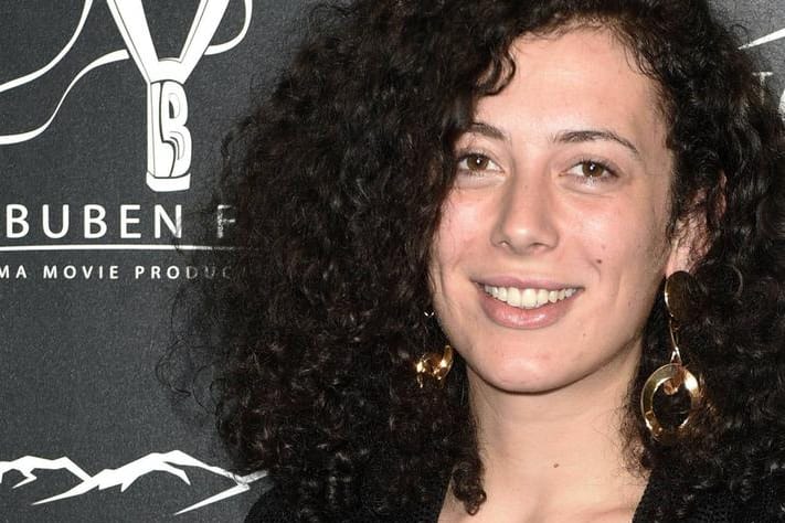 Leila Lowfire: Sie verkündet, dass sie zum ersten Mal Nachwuchs erwartet.