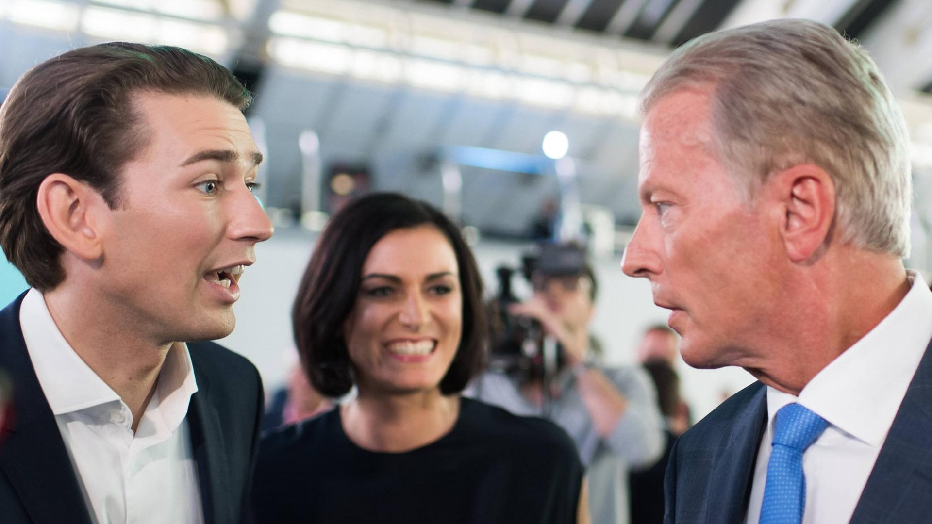 Alter und neuer Parteichef: Ex-ÖVP-Chef Reinhold Mitterlehner findet keine guten Worte für Kanzler Sebastian Kurz. Alter und neuer Parteichef: Ex-ÖVP-Chef Reinhold Mitterlehner findet keine guten Worte für Kanzler Sebastian Kurz.