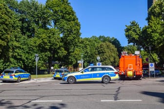 Einsatz in Karlsruhe (Archivbild): Als vermutlich böser Scherz hat sich der Fund einer vermeintlichen Leiche herausgestellt.