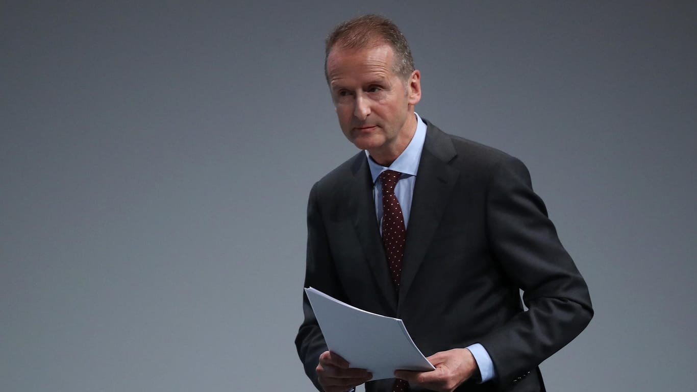 VW-Chef Diess: Der Autoboss behauptet, von Umerziehungslagern nichts zu wissen.