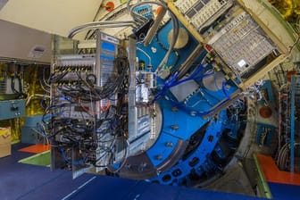 Das Ferninfrarot-Spektrometer GREAT (German Receiver for Astronomy at Terahertz Frequencies).