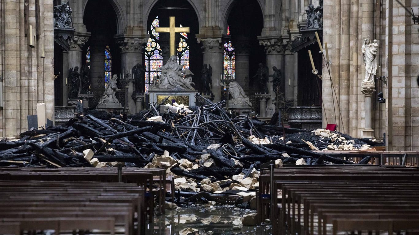 Das Innere von Notre-Dame nach dem Brand.