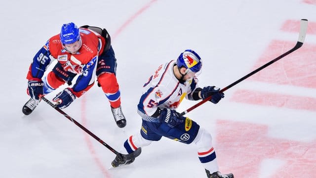 Mit Adler Mannheim und EHC Red Bull München spielen die beiden Topteams der Vorrunde um die Meisterschaft. Mit Adler Mannheim und EHC Red Bull München spielen die beiden Topteams der Vorrunde um die Meisterschaft.