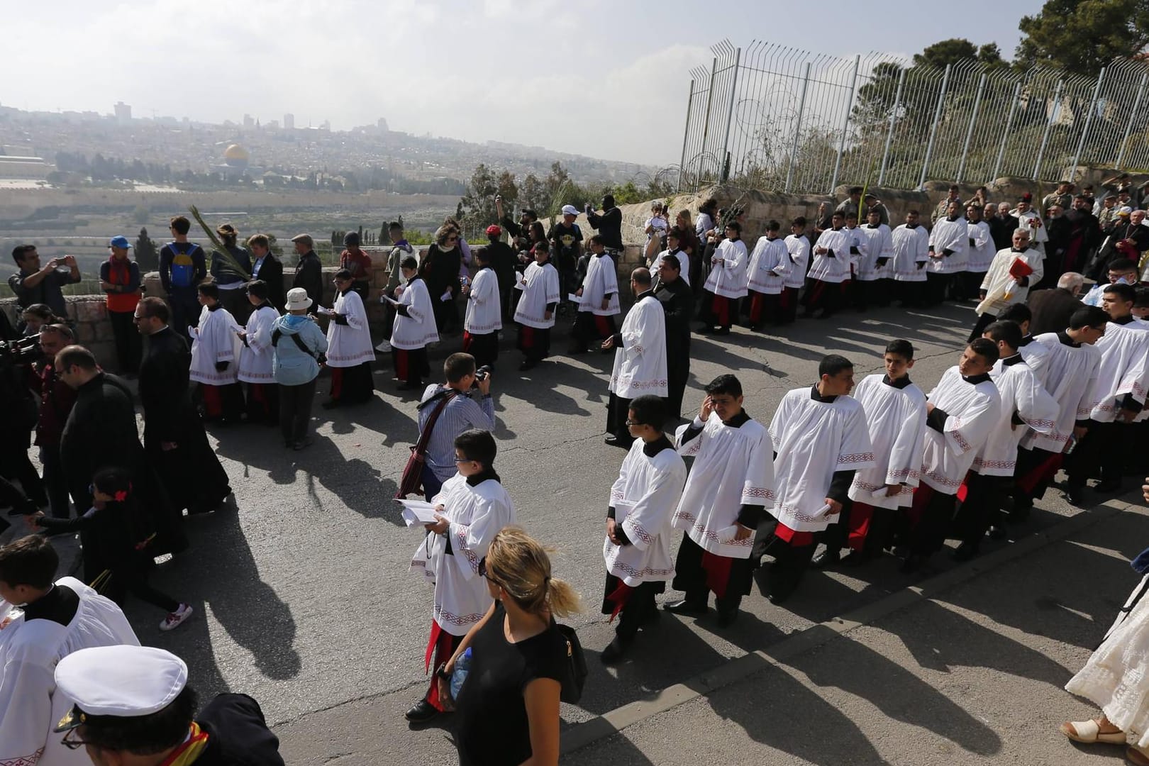 Palmsonntagsprozession in Jerusalem: Nicht allen Gaza-Christen wird die Reise in die Stadt an Ostern erlaubt.
