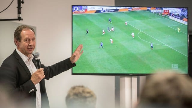 Hellmut Krug hat nach dem Schiedsrichter-Streit aus dem Jahr 2017 lange gelitten. Hellmut Krug hat nach dem Schiedsrichter-Streit aus dem Jahr 2017 lange gelitten.