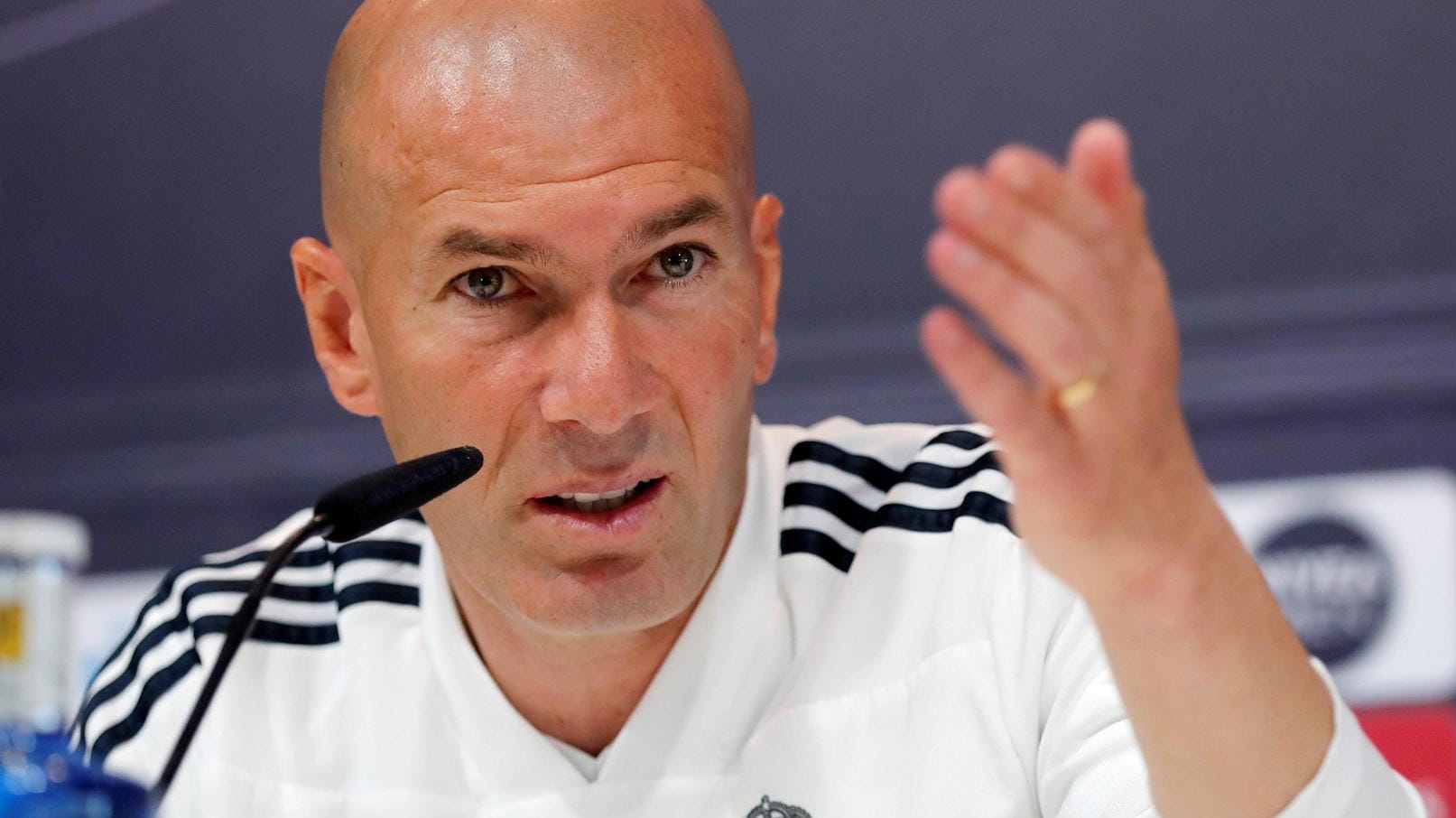 Abgeschlagen: Real Madrid und Zinedine Zidane haben kaum mehr Chancen auf den Titel. Abgeschlagen: Real Madrid und Zinedine Zidane haben kaum mehr Chancen auf den Titel.