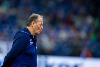 Angefressen: Schalke-Coach Huub Stevens nach der 2:5-Pleite gegen Hoffenheim.