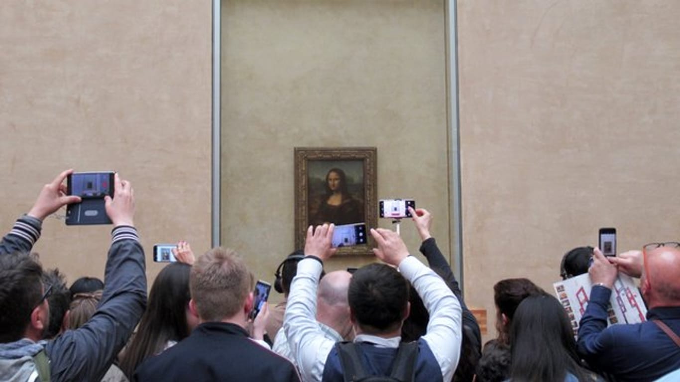 Gedränge vor der Mona Lisa.