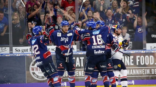 Heimfluch gegen München beendet - Adler Mannheim in DEL auf Titelkurs. Heimfluch gegen München beendet - Adler Mannheim in DEL auf Titelkurs.
