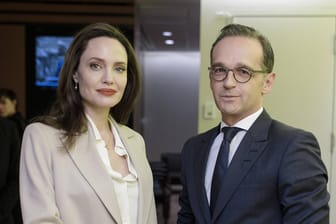 Heiko Maas und Angelina Jolie: Der Außenminister hat gemeinsam mit dem Hollywood-Star einen Gastbeitrag zum Thema Gewalt gegen Frauen in Krisengebieten veröffentlicht.