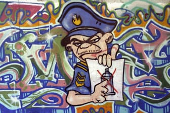 Graffito (Symbolbild): Die Bundespolizei hat am Osterwochenende mehrere Graffiti-Sprayer in Berlin vorläufig festgenommen.