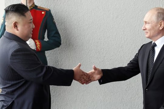 Putin empfängt Kim in Wladiwostock.