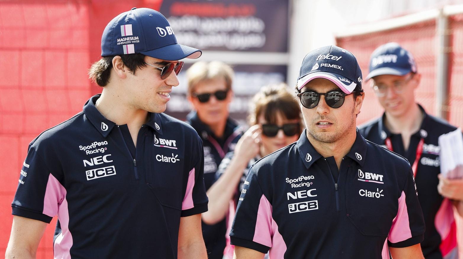 Lance Stroll (links) und Sergio Perez vom Team Racing Point.