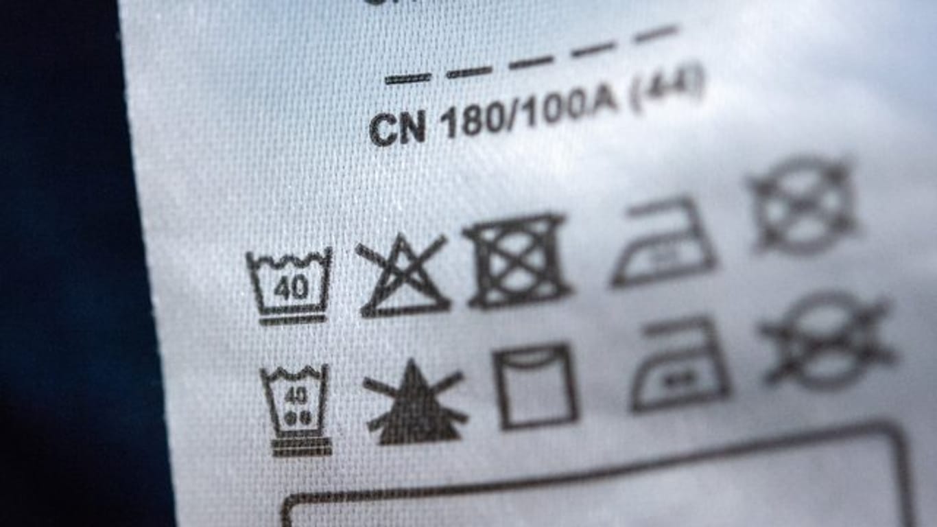 Die auf dem Etikett angegebene Waschtemperatur ist keine Empfehlung, sondern der Höchstwert.