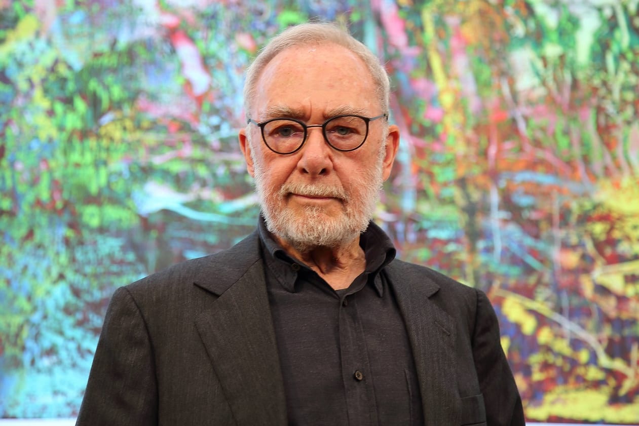 Gerhard Richter (Archivbild): Weil ein Mann weggeworfene Skizzen aus dem Altpapier des Künstlers gestohlen hat, muss er eine Geldstrafe zahlen.