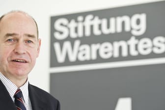 Hubertus Primus, Vorstand der Stiftung Warentest: In Sachen Altersvorsorge sollte das Geld nicht auf dem Sparbuch versauern.