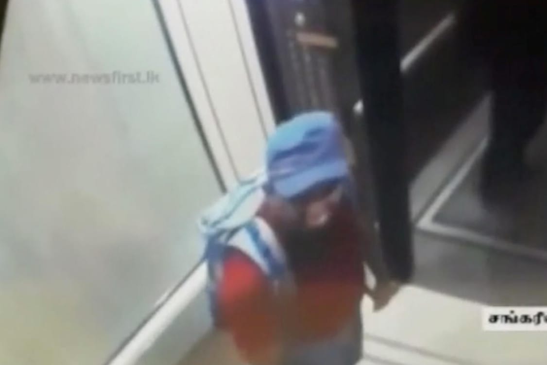 Ein Mann mit einem Rucksack: Kameraaufnahmen aus dem Luxushotel Shangri La in Colombo zeigen den Weg zweier mutmaßlicher Selbstmordattentäter kurz vor der Explosion. Hunderte haben in Sri Lanka bei mehreren Anschlägen am Ostersonntag ihr Leben verloren.