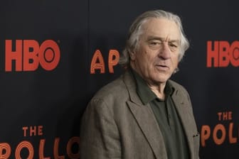 Robert De Niro kommt zur Vorführung der Dokumentation "The Apollo", mit der das Tribeca-Filmfestival eröffnet wurde.