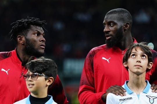 Franck Kessié (l) und Tiemoué Bakayoko wurden rassistisch beleidigt.