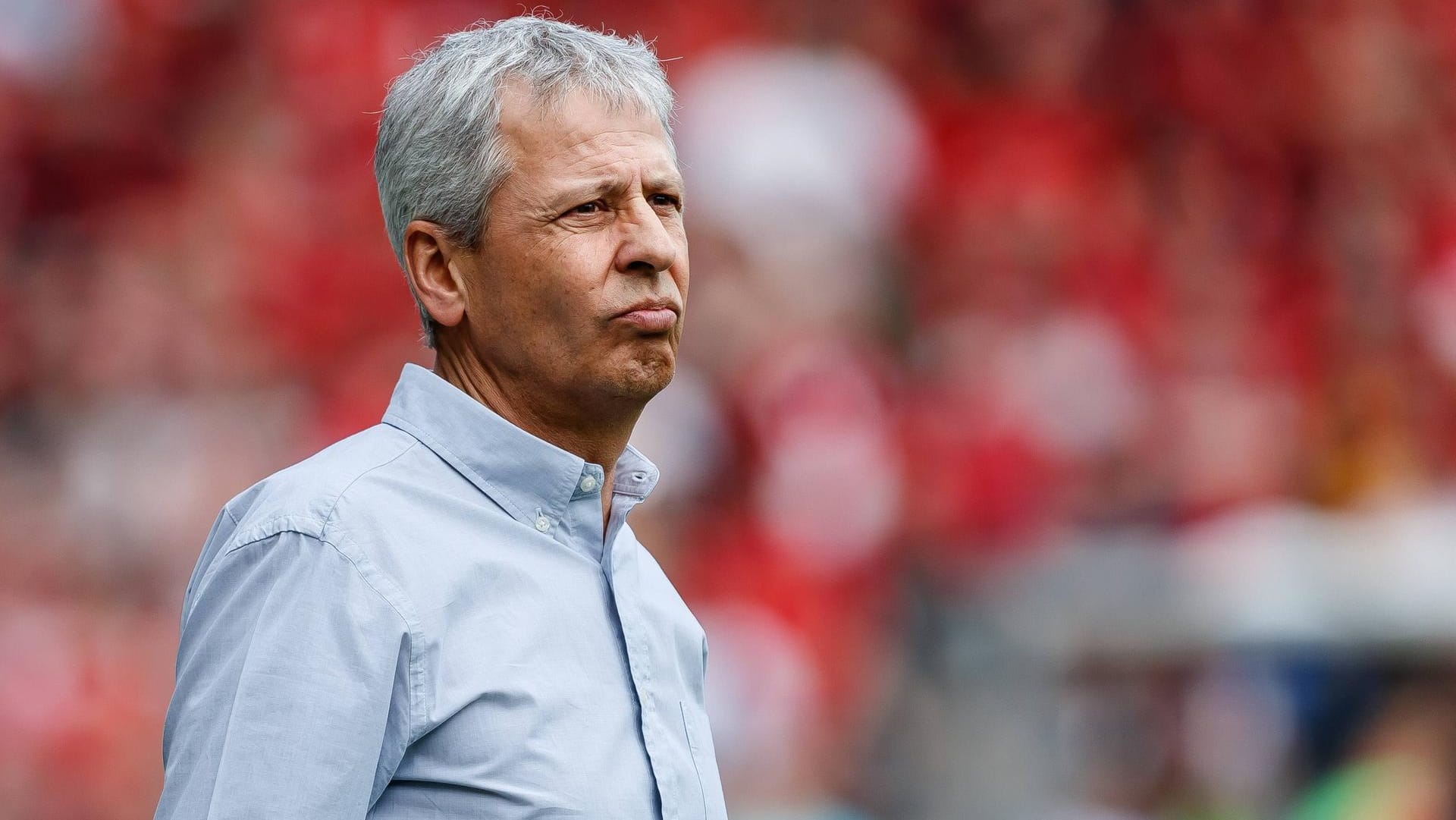 Im Titelrennen: Lucien Favre liegt mit Borussia Dortmund in der Bundesliga auf Platz zwei, einen Punkt hinter Tabellenführer Bayern München.