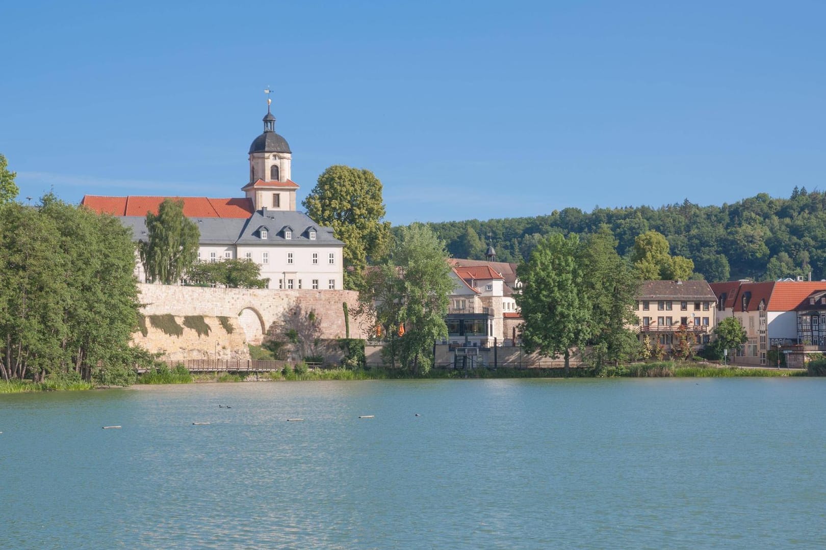 Blick auf Bad Salzungen: Kinder haben beim Spielen den Sprengkopf einer Panzerfaust entdeckt. (Archivbild)