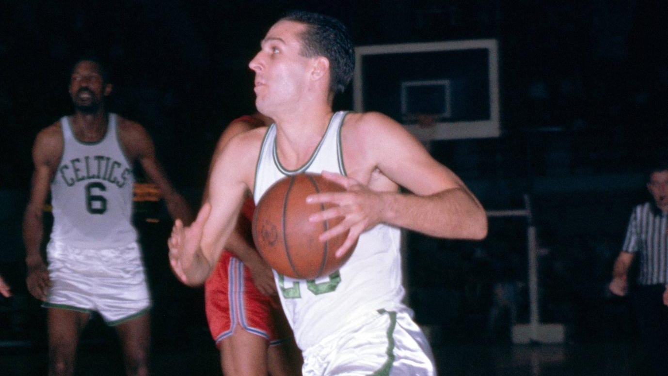 John Havlicek, hier im Jahr 1969, ist bis heute Rekordspieler und Werfer der Boston Celtics.