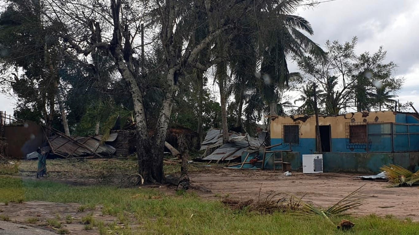 Zerstörte und beschädigte Gebäude in Mosambik: Rund 90 Prozent der Häuser in der Region Ibo wurden zerstört.