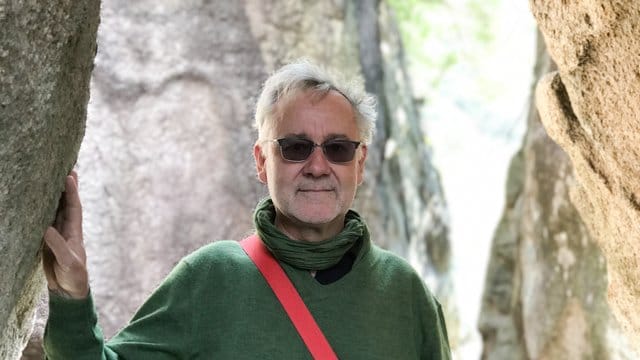 Der deutsche Fotograf Michael Wolf ist im Alter von 64 Jahren gestorben. Der deutsche Fotograf Michael Wolf ist im Alter von 64 Jahren gestorben.
