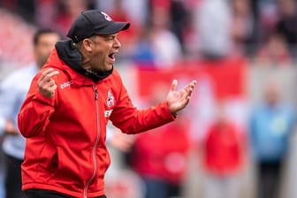 Köln trennt sich trotz des ersten Tabellenplatzes von Trainer Markus Anfang.