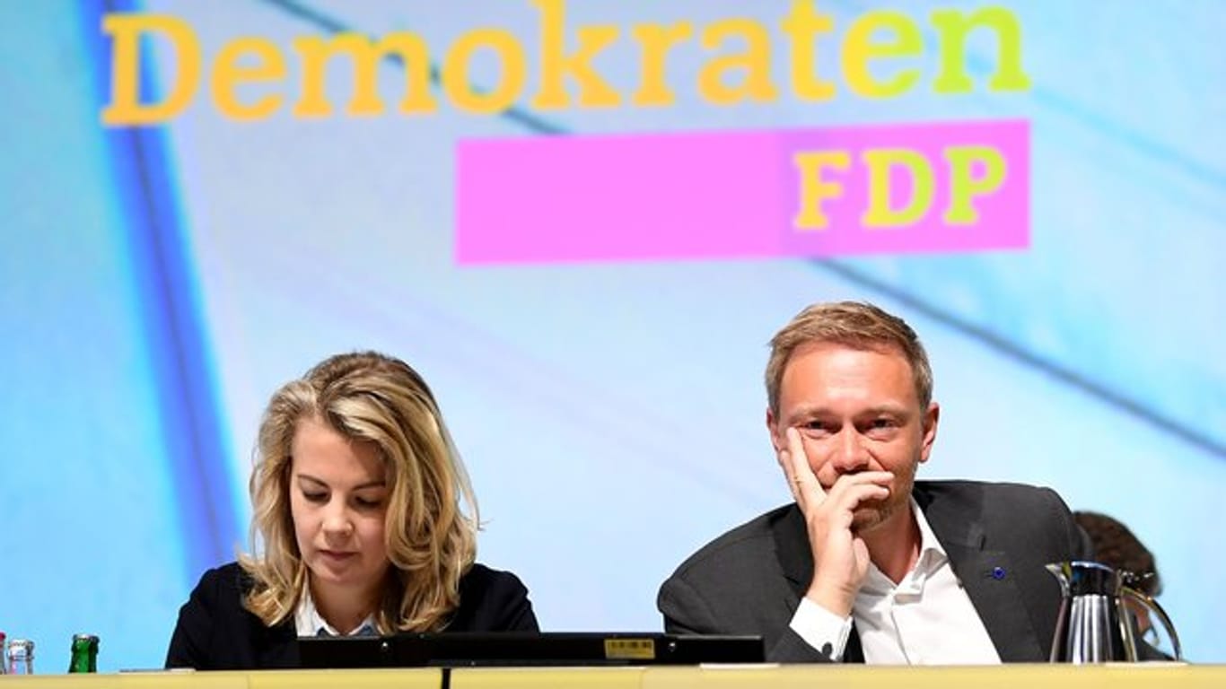 Linda Teuteberg, FDP-Generalsekretärin, und Christian Lindner, Fraktionsvorsitzender und Parteivorsitzender der FDP, in Berlin.