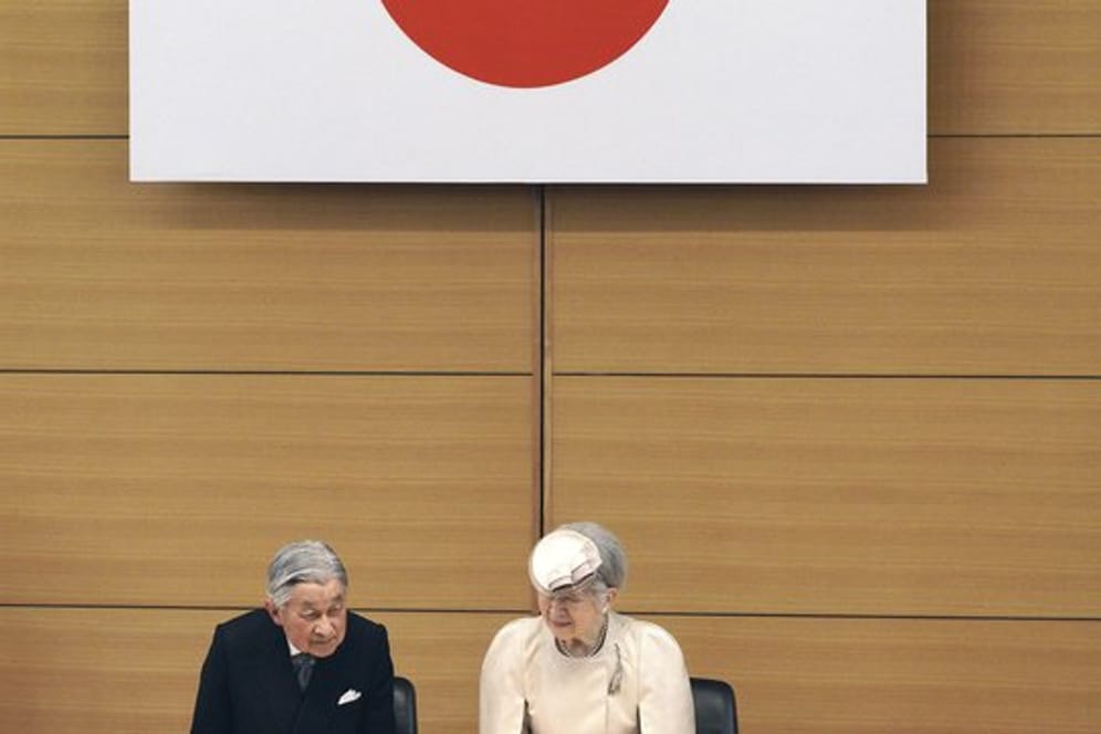 Kaiser Akihito und Kaiserin Michiko bei der Verleihung des Midori Preises.