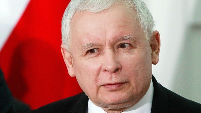 Jaroslaw Kaczynski, Vorsitzender PiS-Partei, spricht auf einer Pressekonferenz (Archiv). Jaroslaw Kaczynski, Vorsitzender PiS-Partei, spricht auf einer Pressekonferenz (Archiv).