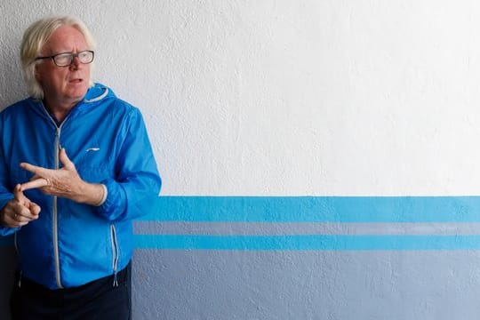 Esteghlal Teheran trennts sich von Trainer Winfried Schäfer.
