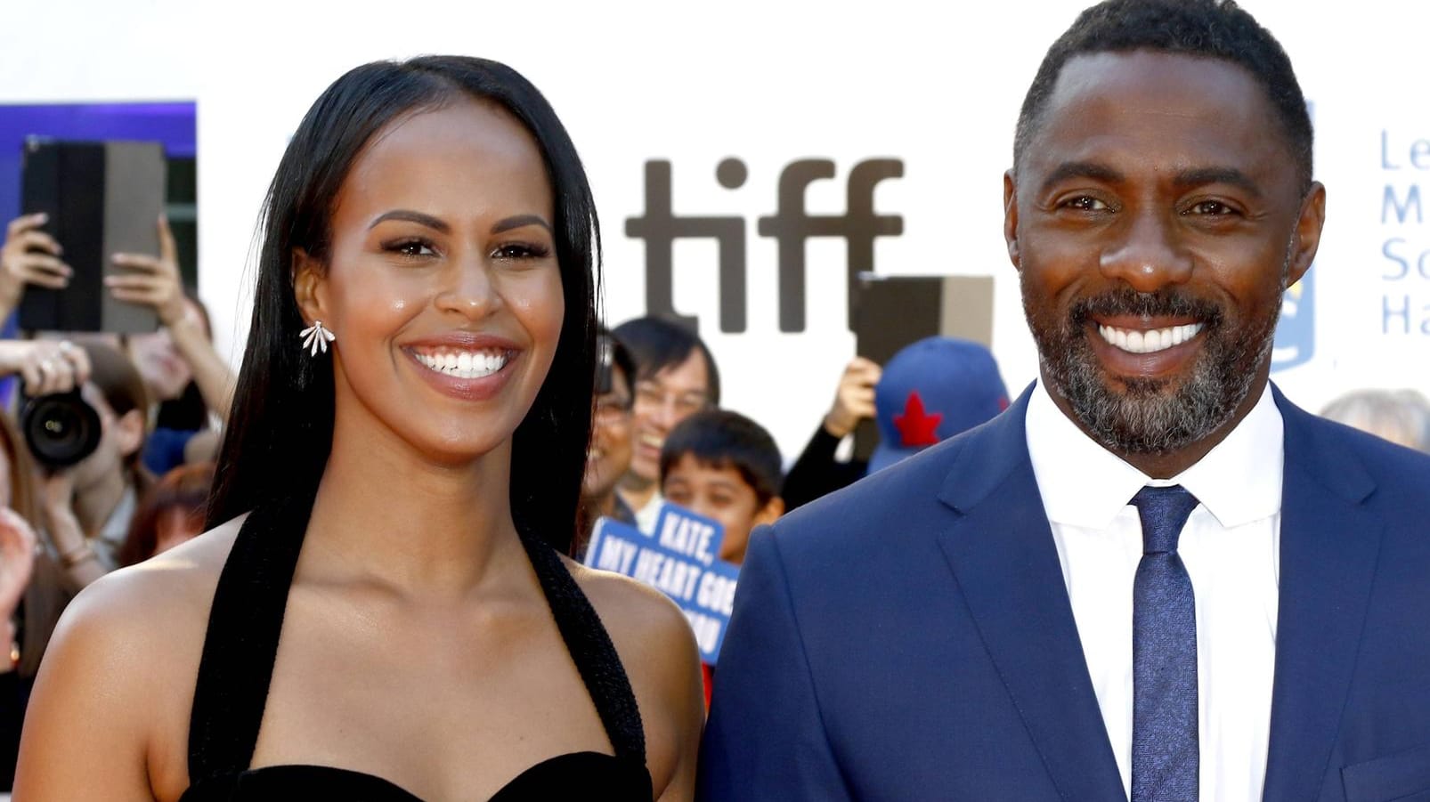 Sabrina Dhowre und Idris Elba haben sich getraut.