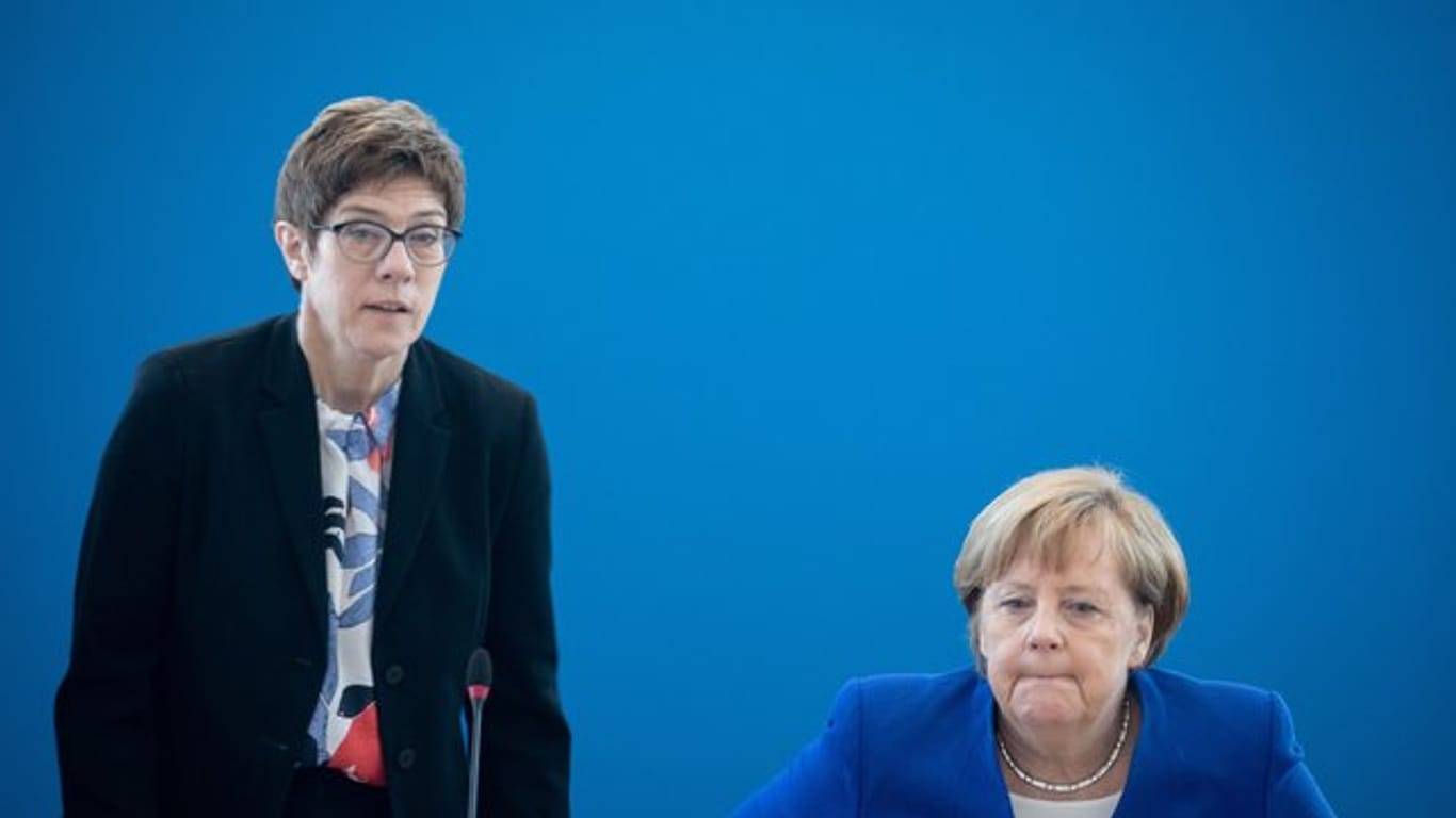 Bundeskanzlerin auf Abruf? Angela Merkel und CDU-Chefin Annegret Kramp-Karrenbauer.