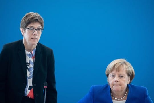 Bundeskanzlerin auf Abruf? Angela Merkel und CDU-Chefin Annegret Kramp-Karrenbauer.