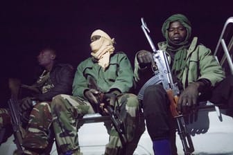 Polizisten im Niger bei einem Einsatz gegen Schleuser.