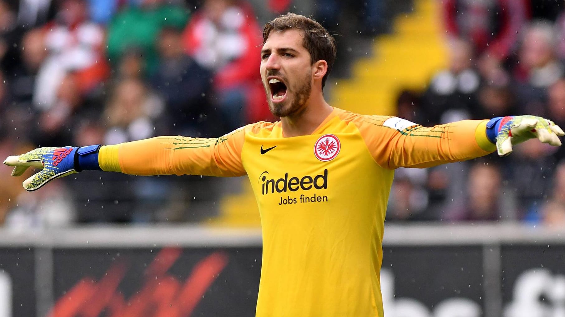 Kevin Trapp kann mit Eintracht Frankfurt sogar auf die Qualifikation für die Champions League hoffen.