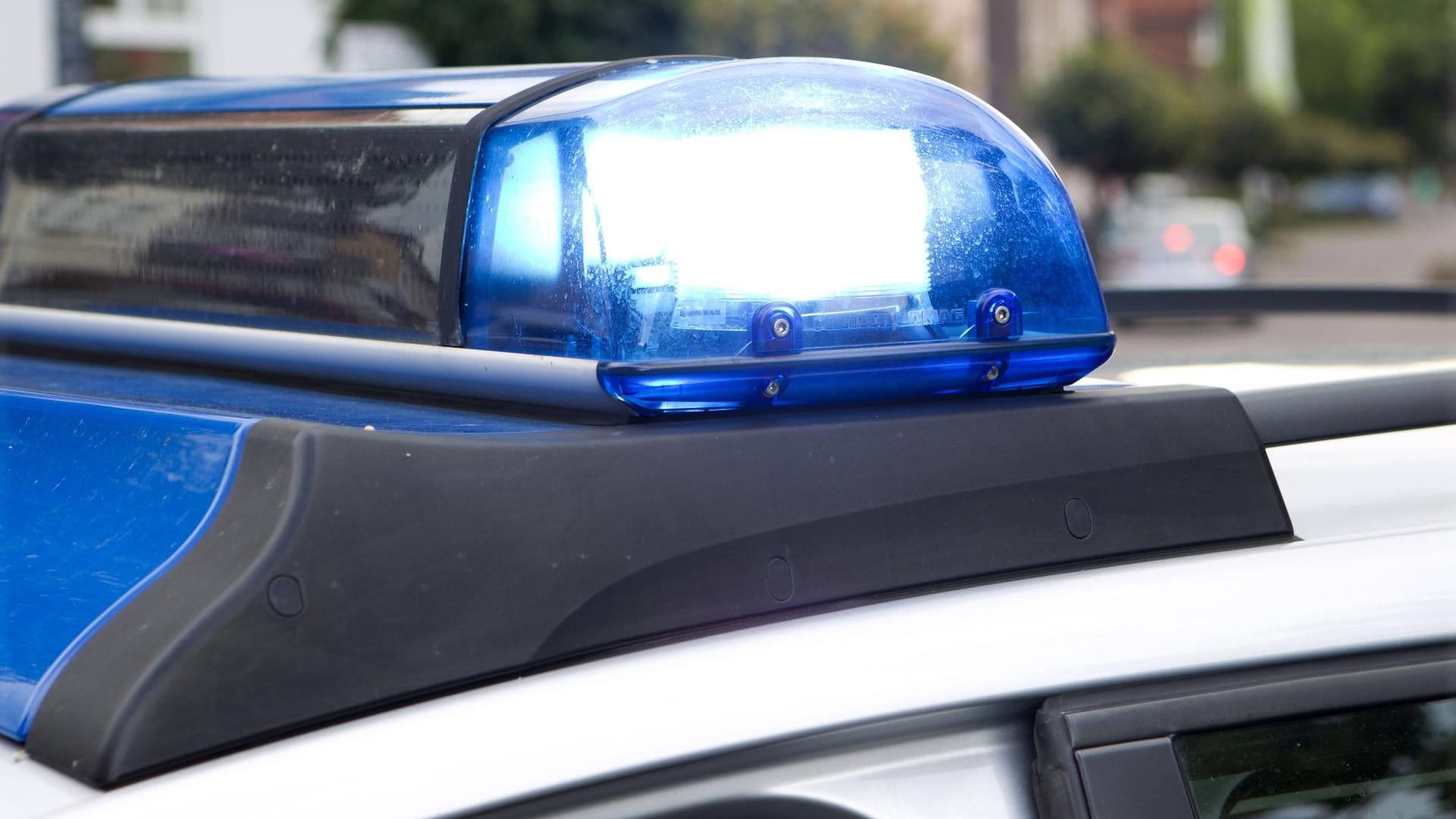 Polizeieinsatz in Bad Nenndorf: Die Polizei sucht nach Unfallzeugen. (Symbolbild)