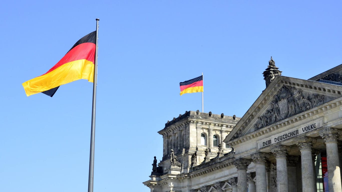 Das Reichtagsgebäude: Immer mehr Deutsche sind mit dem Funktionieren der Demokratie unzufrieden.