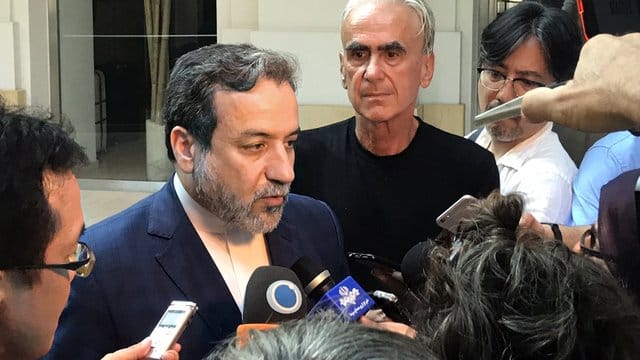 Irans Vize-Außenminister Abbas Araghchi bei den Verhandlungen über das Atomabkommen von 2015 in Wien. Irans Vize-Außenminister Abbas Araghchi bei den Verhandlungen über das Atomabkommen von 2015 in Wien.