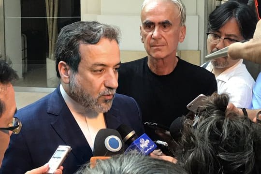 Irans Vize-Außenminister Abbas Araghchi bei den Verhandlungen über das Atomabkommen von 2015 in Wien.