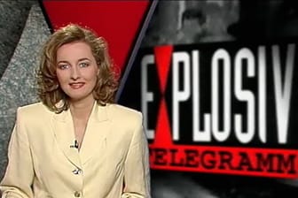 Die Moderatorin Frauke Ludowig bei der ersten Sendung von "Explosiv Telegramm" - dem Vorläufer des RTL-Magazins "Exclusiv - Das Starmagazin" (1994).