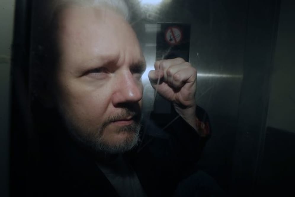 Julian Assange ist in London verurteilt worden.