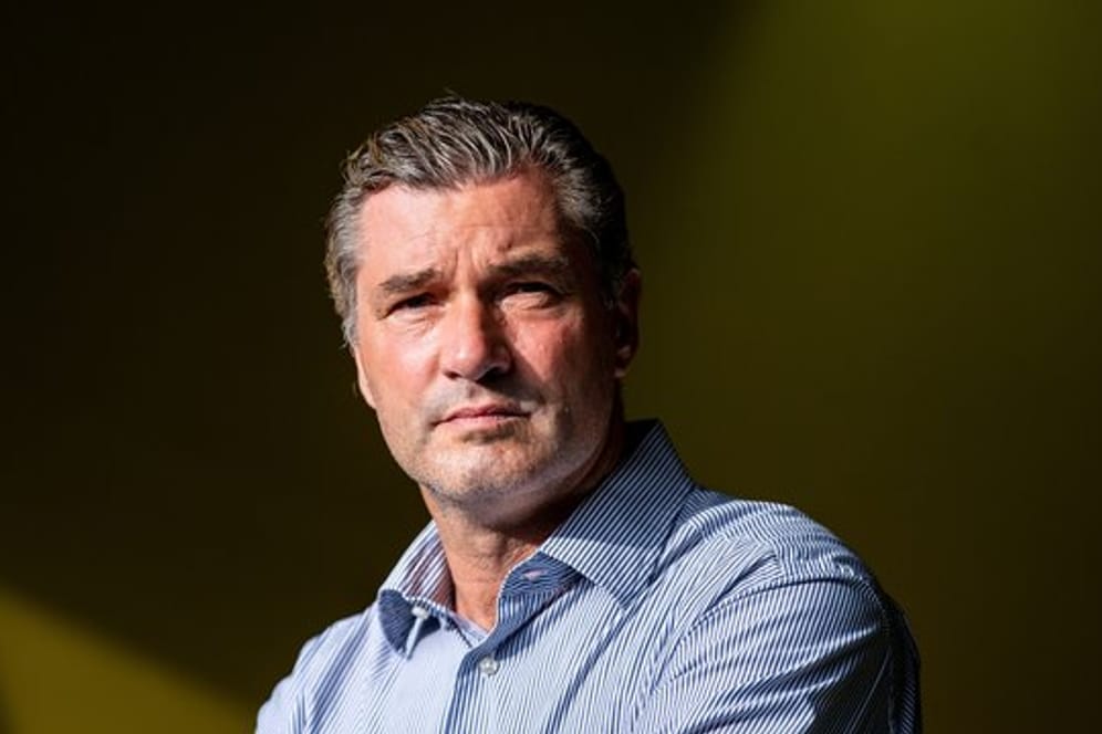 BVB-Sportdirektor Michael Zorc plant unabhängig des Saisonausgangs mit Lucien Favre als Trainer.