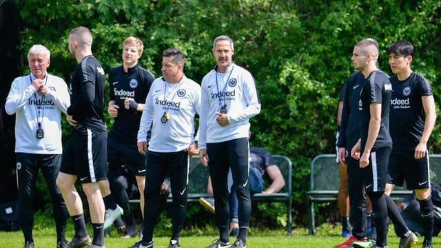 Die Eintracht geht mit viel Vorfreude in das Halbfinal-Hinspiel gegen Chelsea.