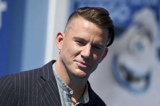 Channing Tatum zeigt sich im Adamskostüm.