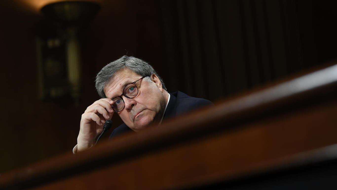 Der US-Justizminister: William Barr hat mit seinen Aussagen zum Umgang mit dem Mueller-Bericht den Ärger der Demokraten auf sich gezogen.