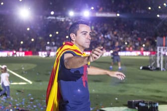 Beeindruckende Titelsammlung: Xavi Hernandez, hier bei der Meisterfeier mit dem FC Barcelona 2015, hat alle großen Wettbewerbe im Fußball gewonnen.